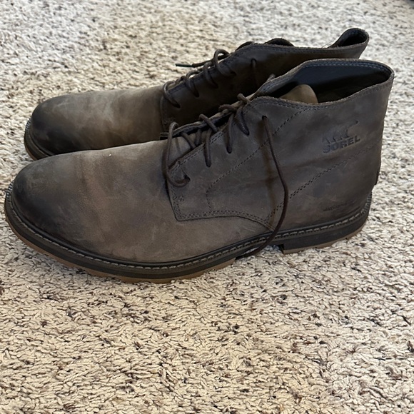 Sorel Men\'s Dark Brown Chukka Boots